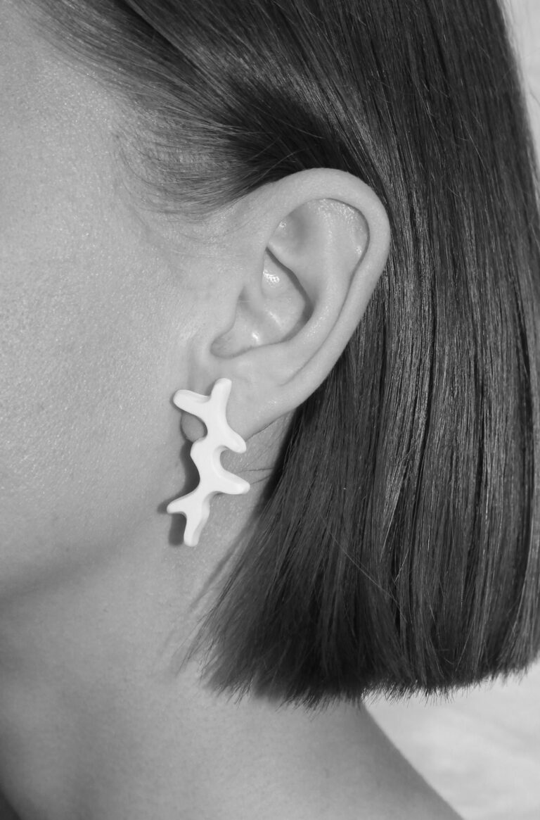 portselanist kõrvarõngad